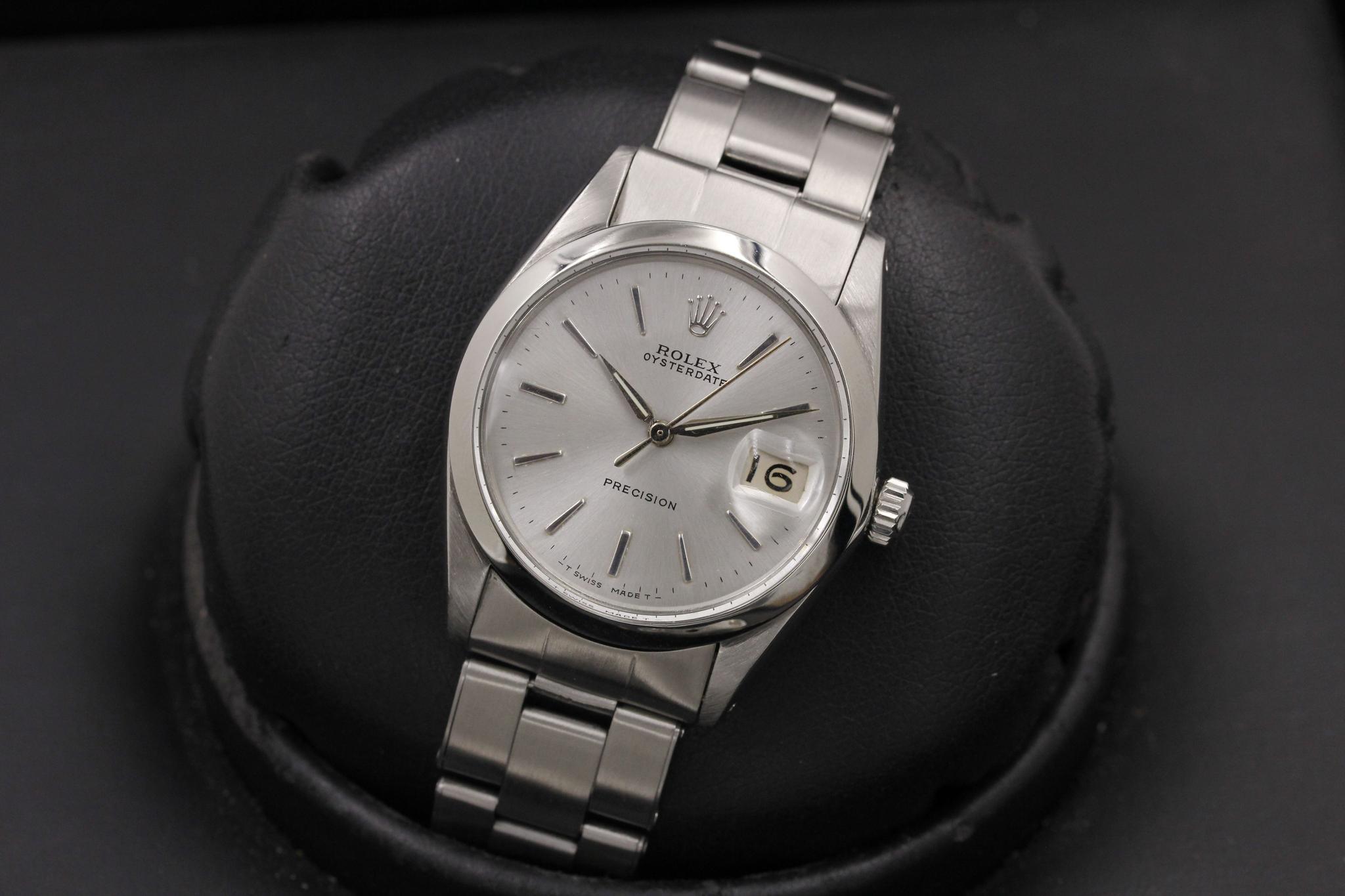 Watch Image 11