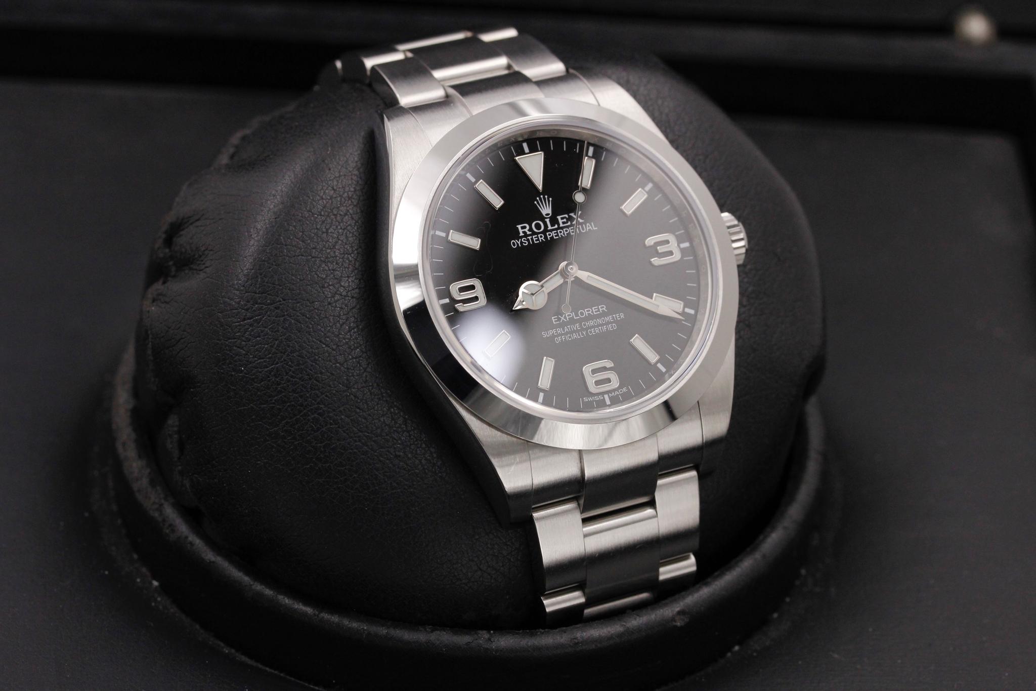 Watch Image 10