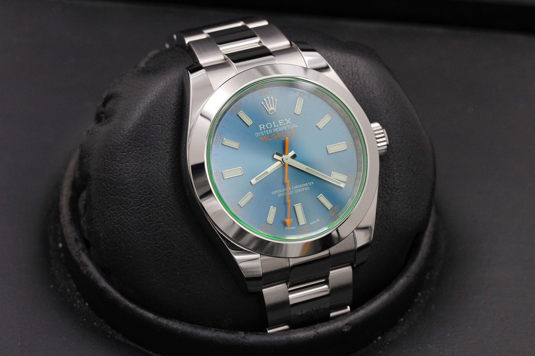 Watch Image 10