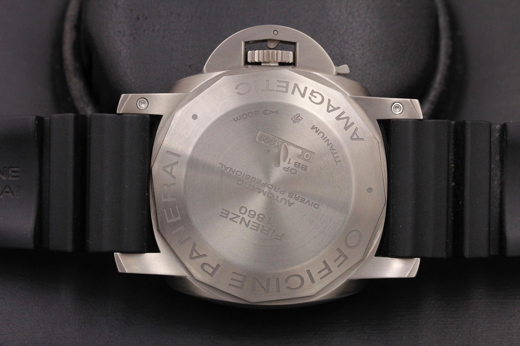 Watch Image 7