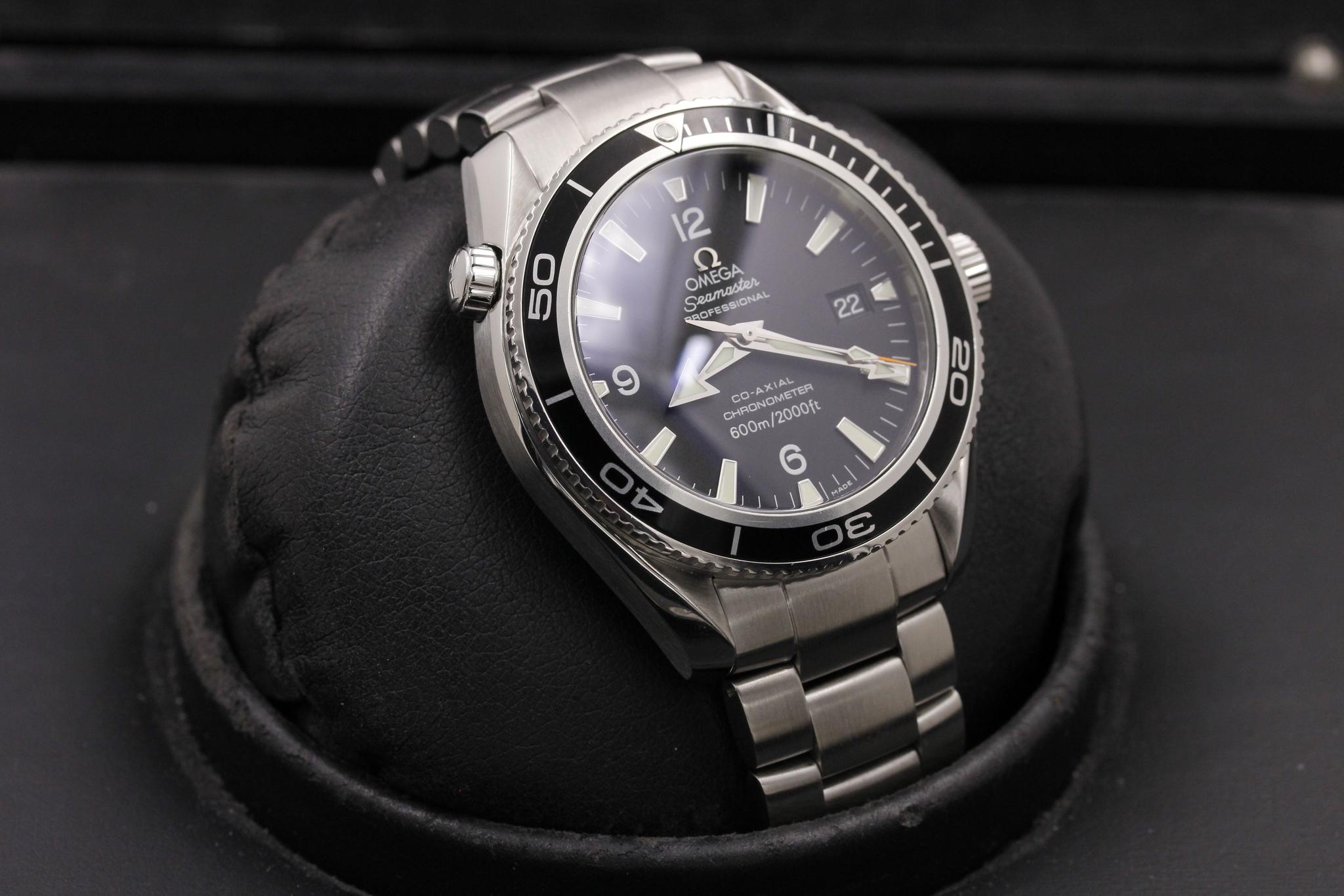 Watch Image 10