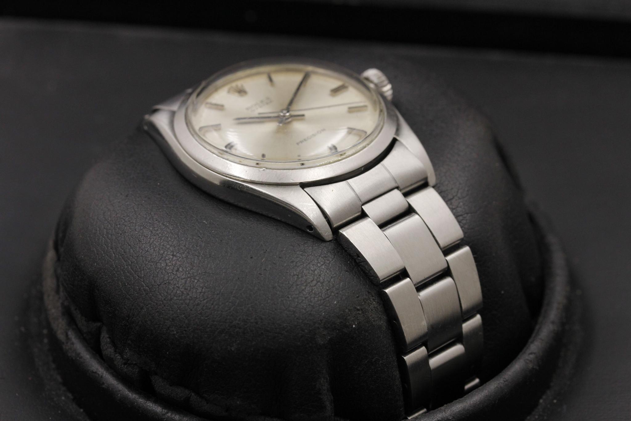 Watch Image 6