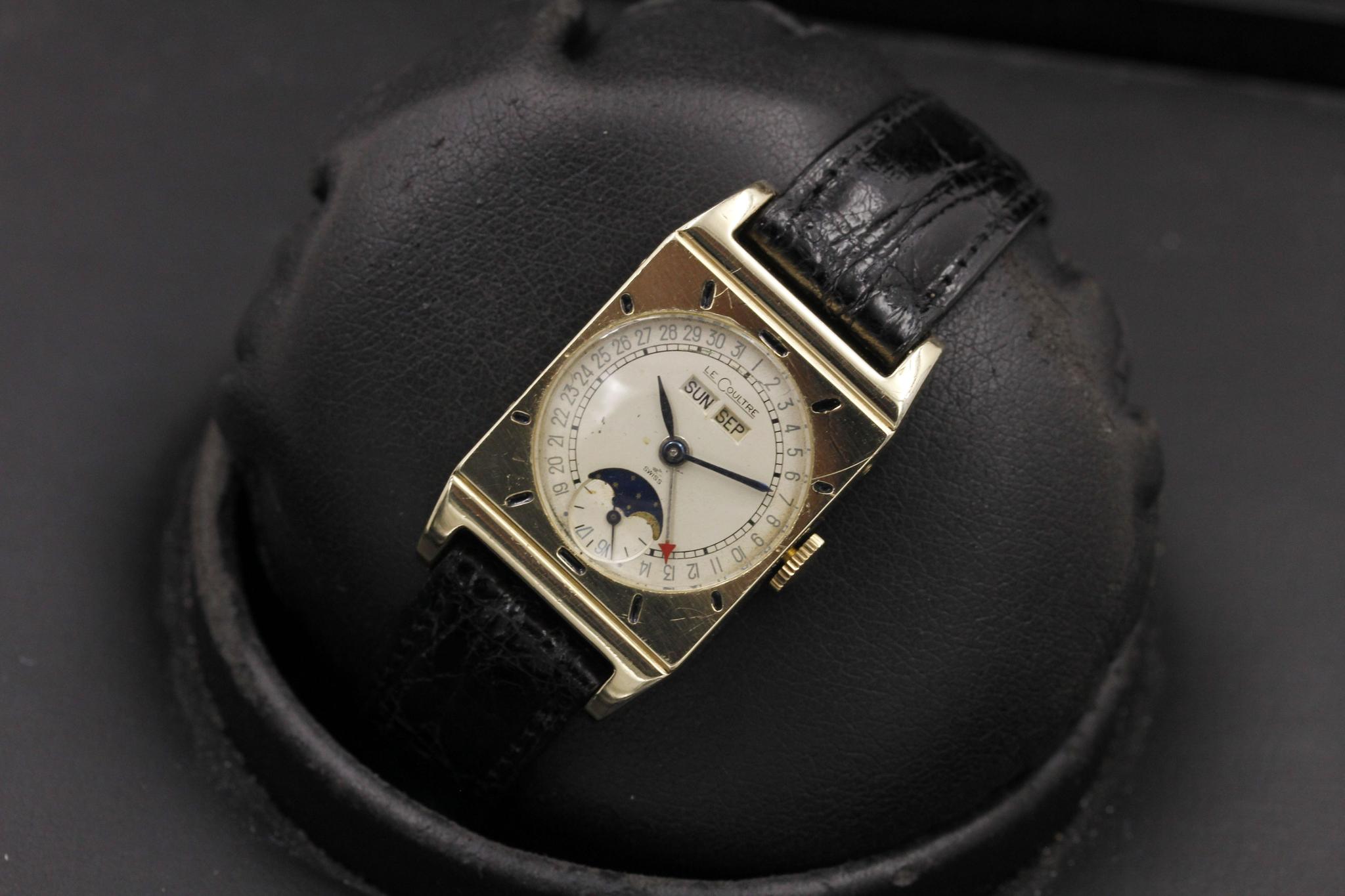 Watch Image 11