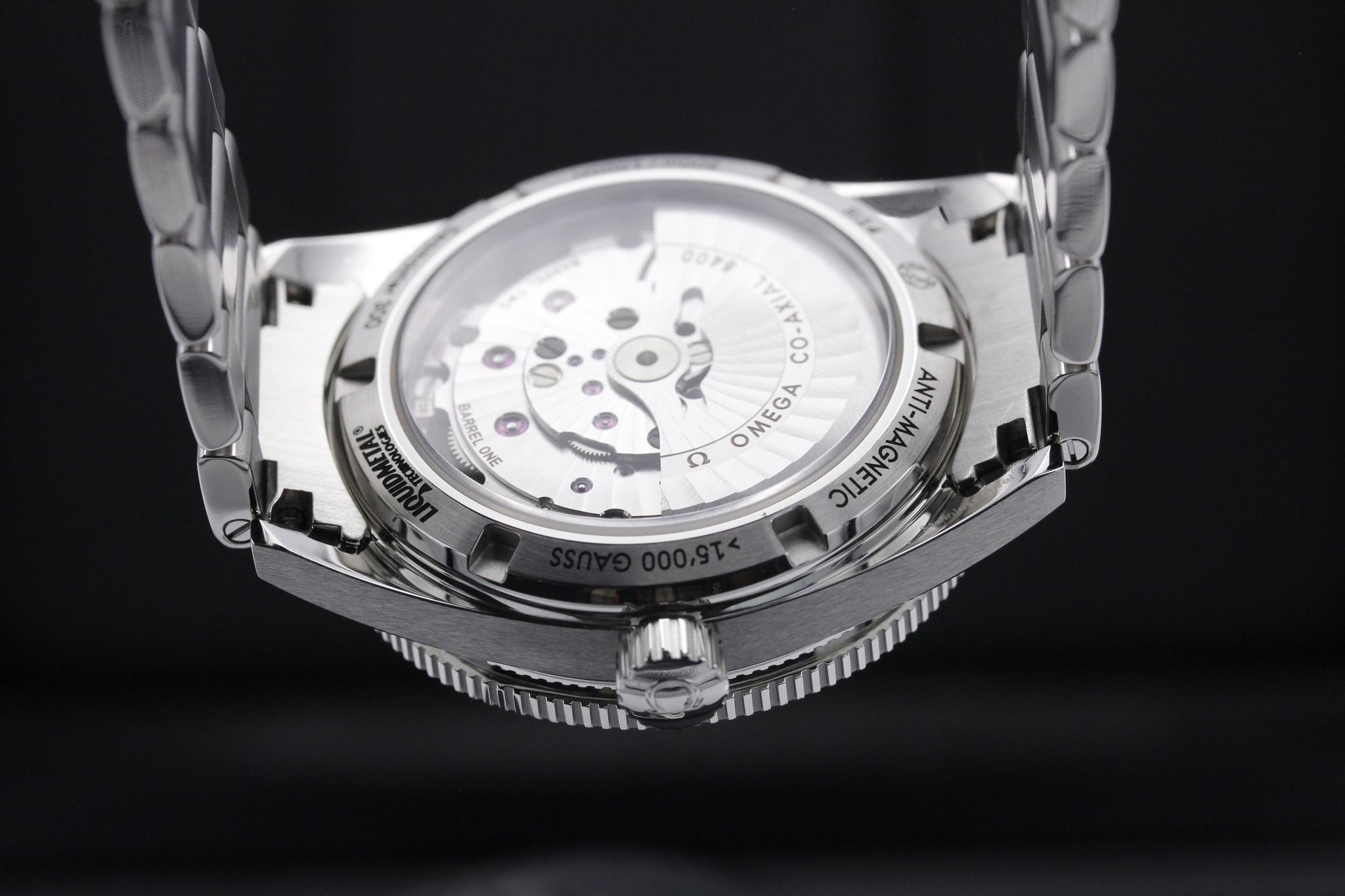 Watch Image 7