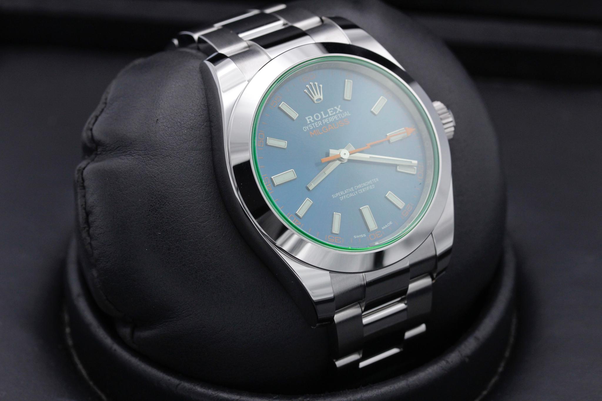 Watch Image 10