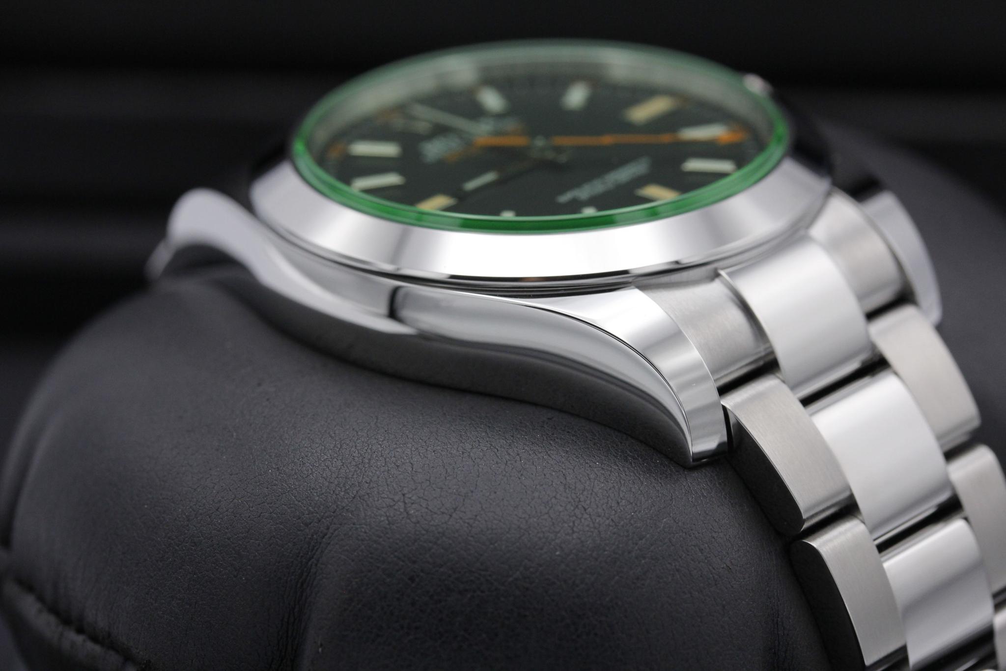 Watch Image 6