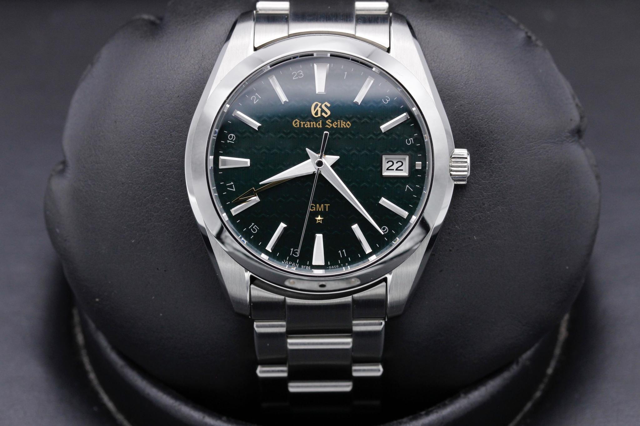 Watch Image 1