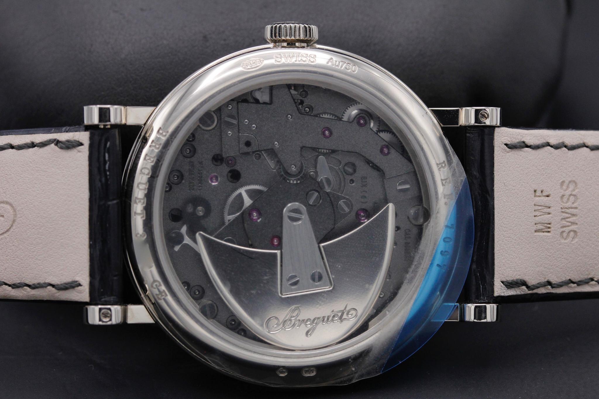 Watch Image 7