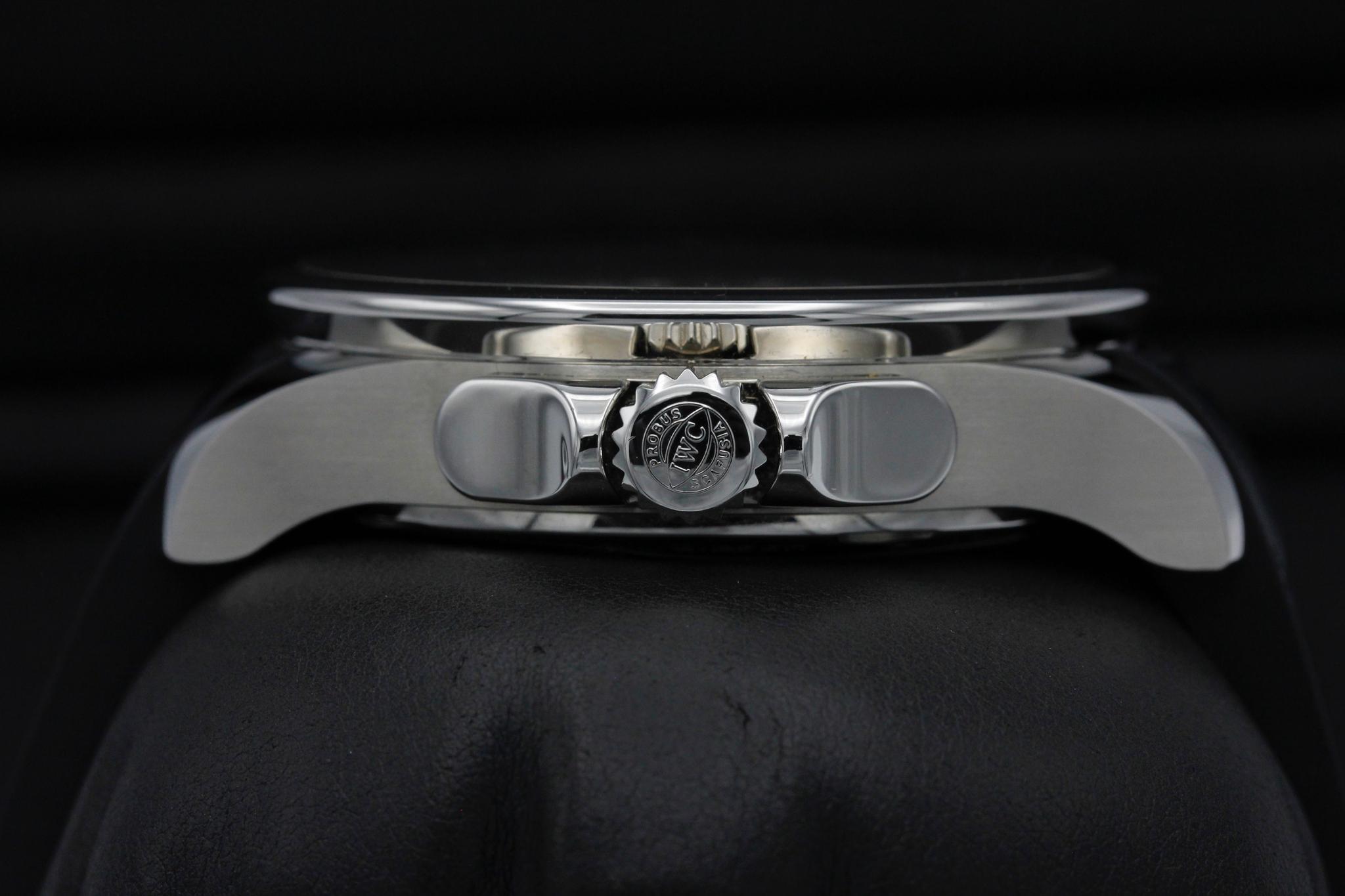 Watch Image 3