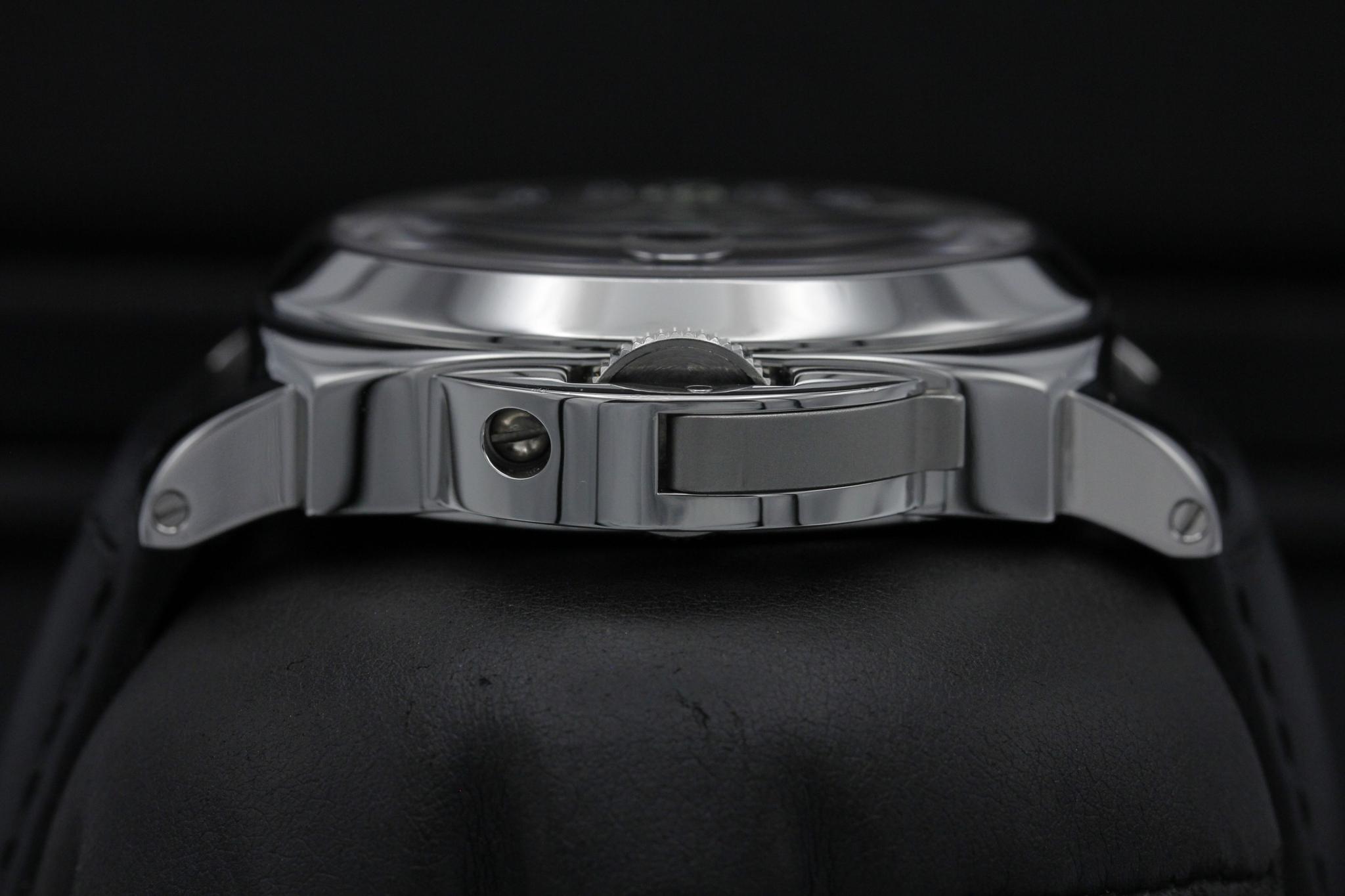 Watch Image 3