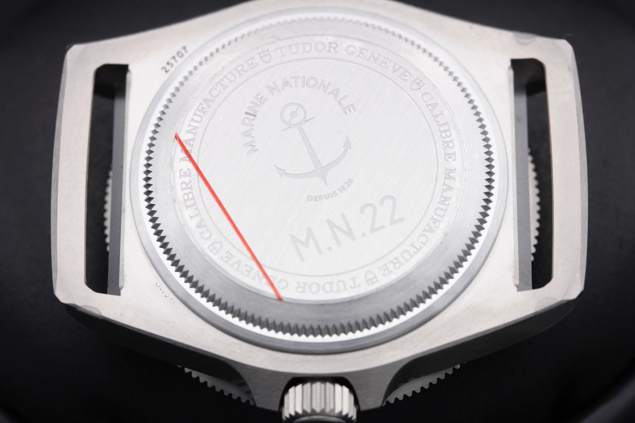 Watch Image 7