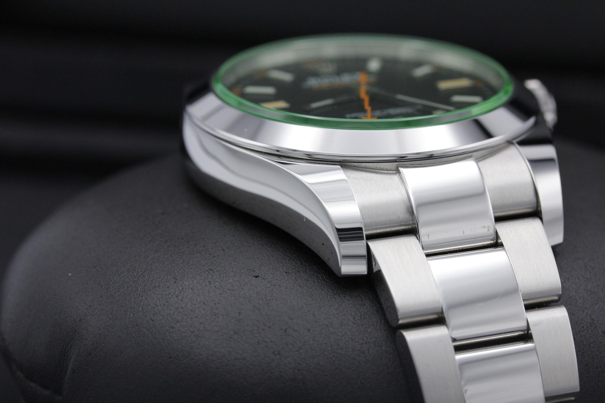 Watch Image 6