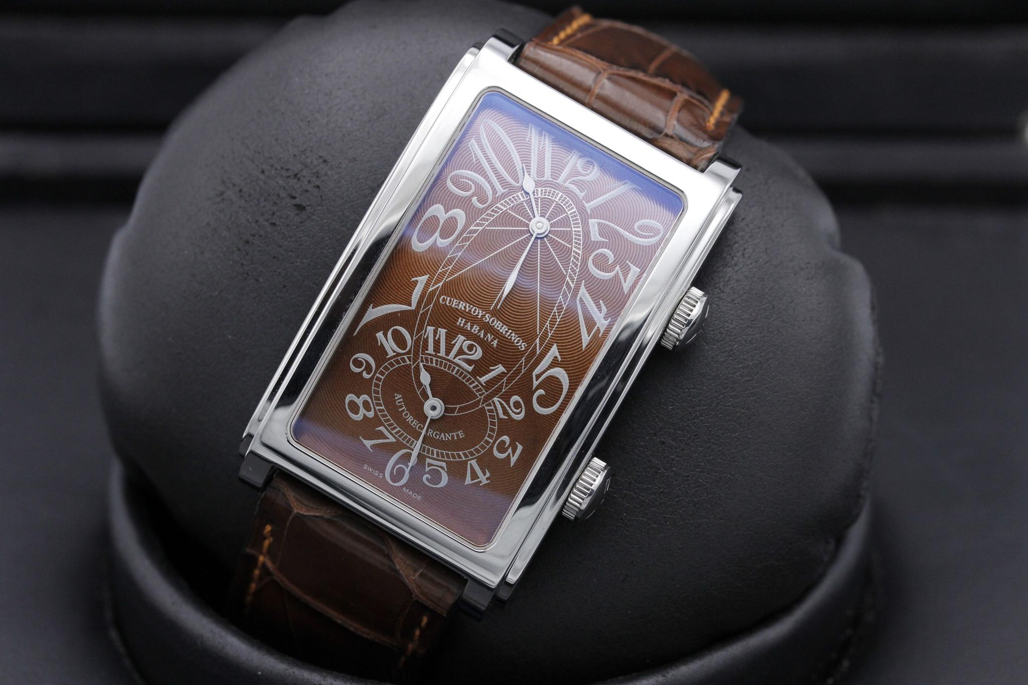 Watch Image 10