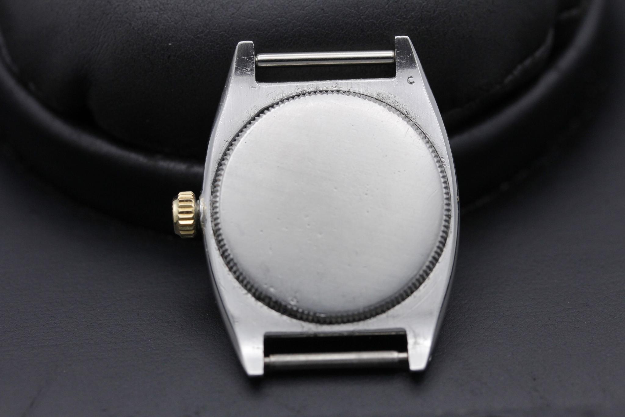 Watch Image 10