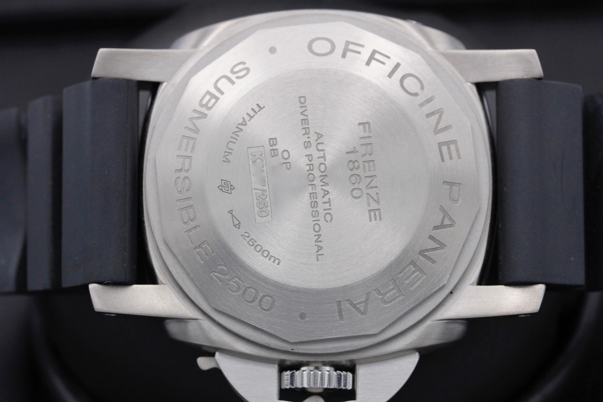 Watch Image 7