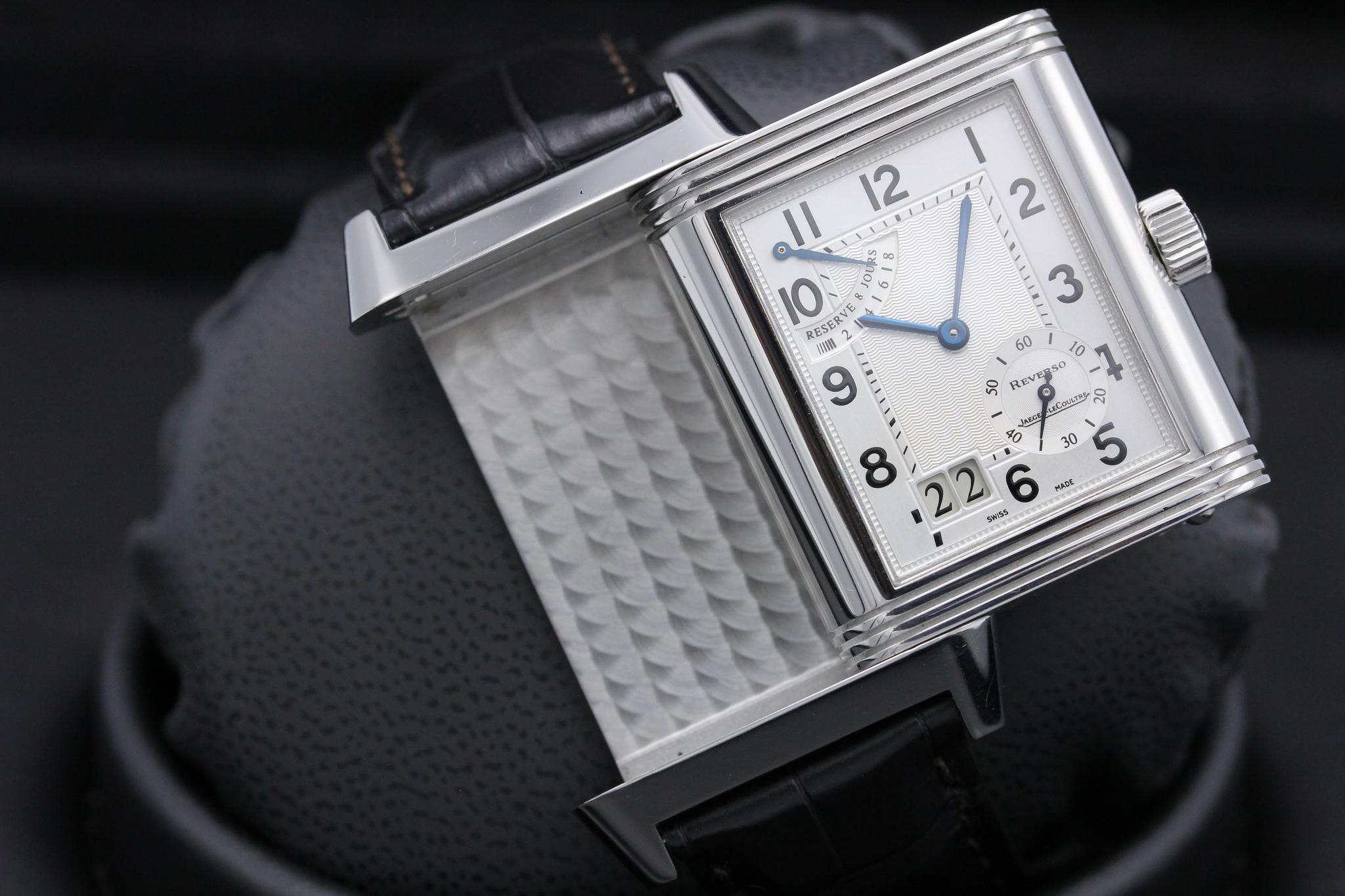 Watch Image 10