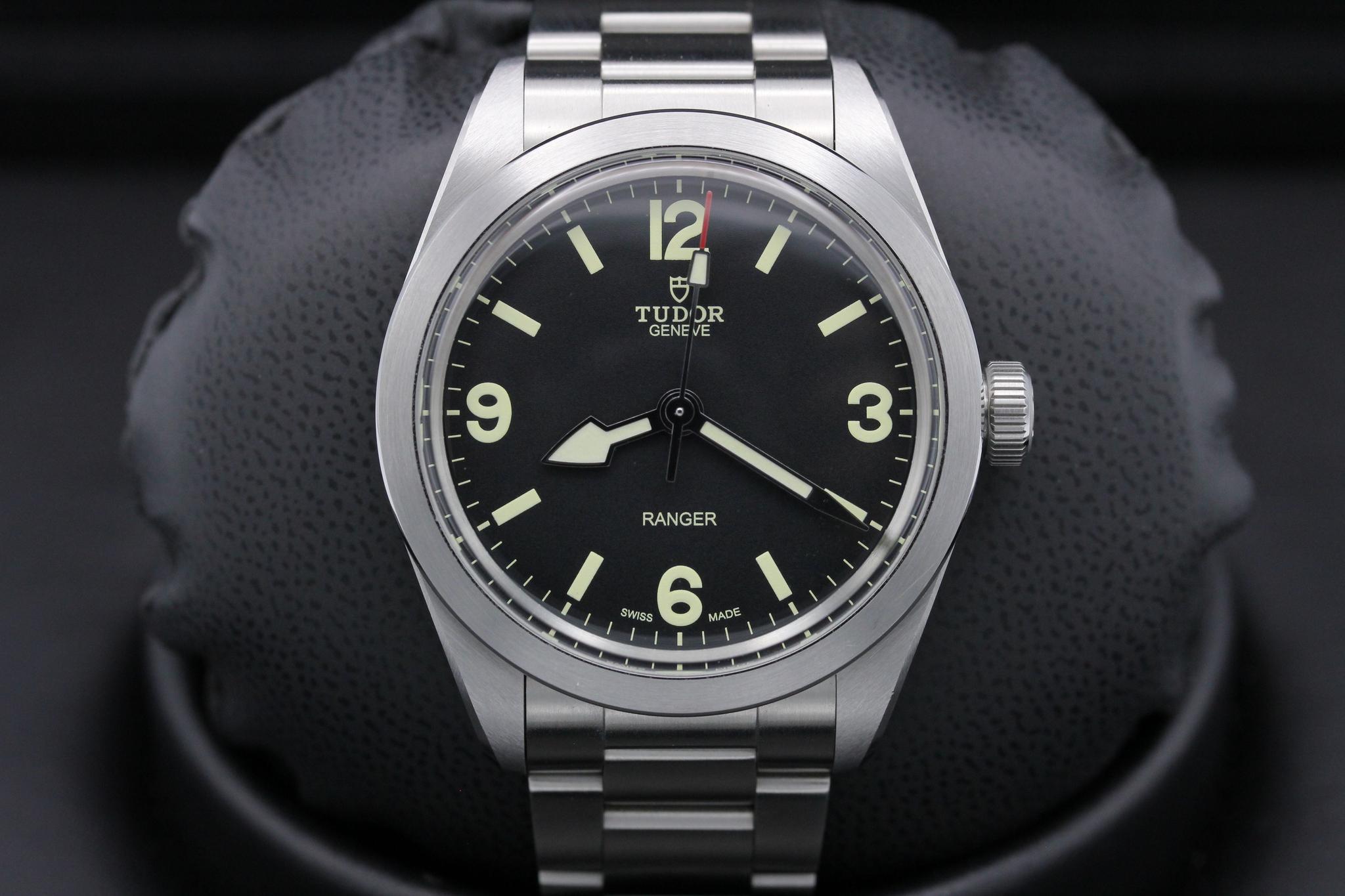 Watch Image 1