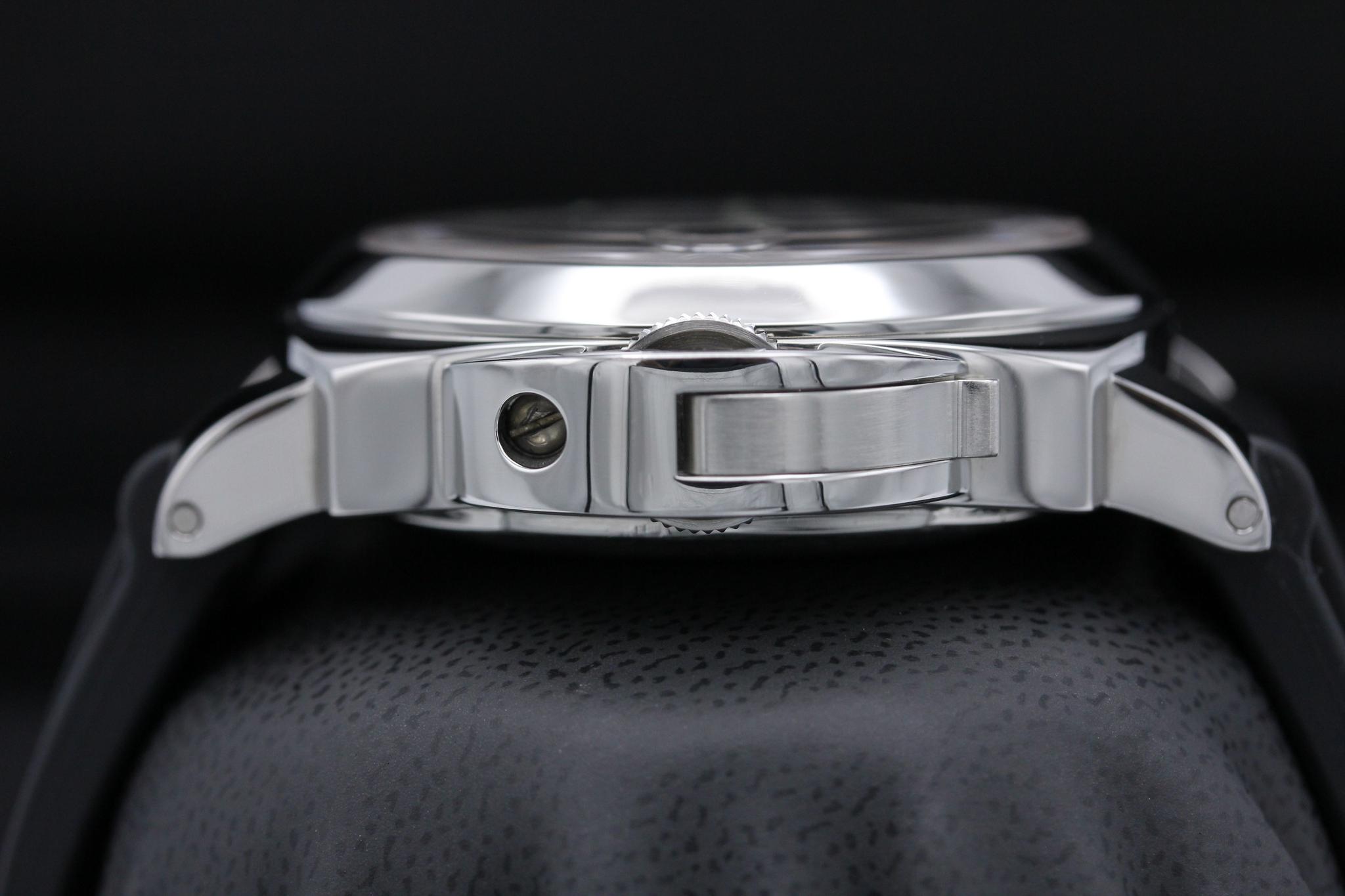 Watch Image 3