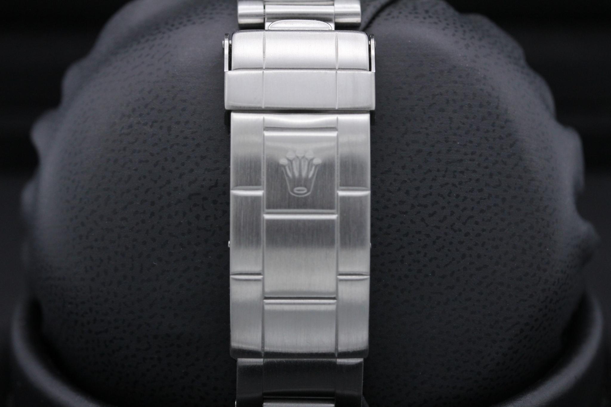 Watch Image 10