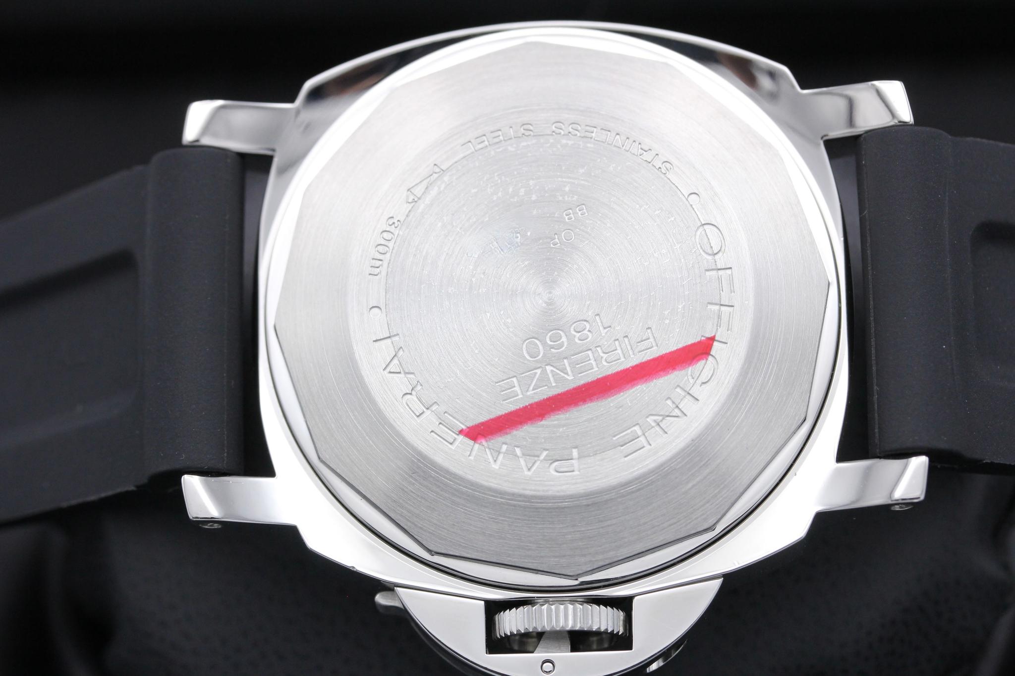 Watch Image 7