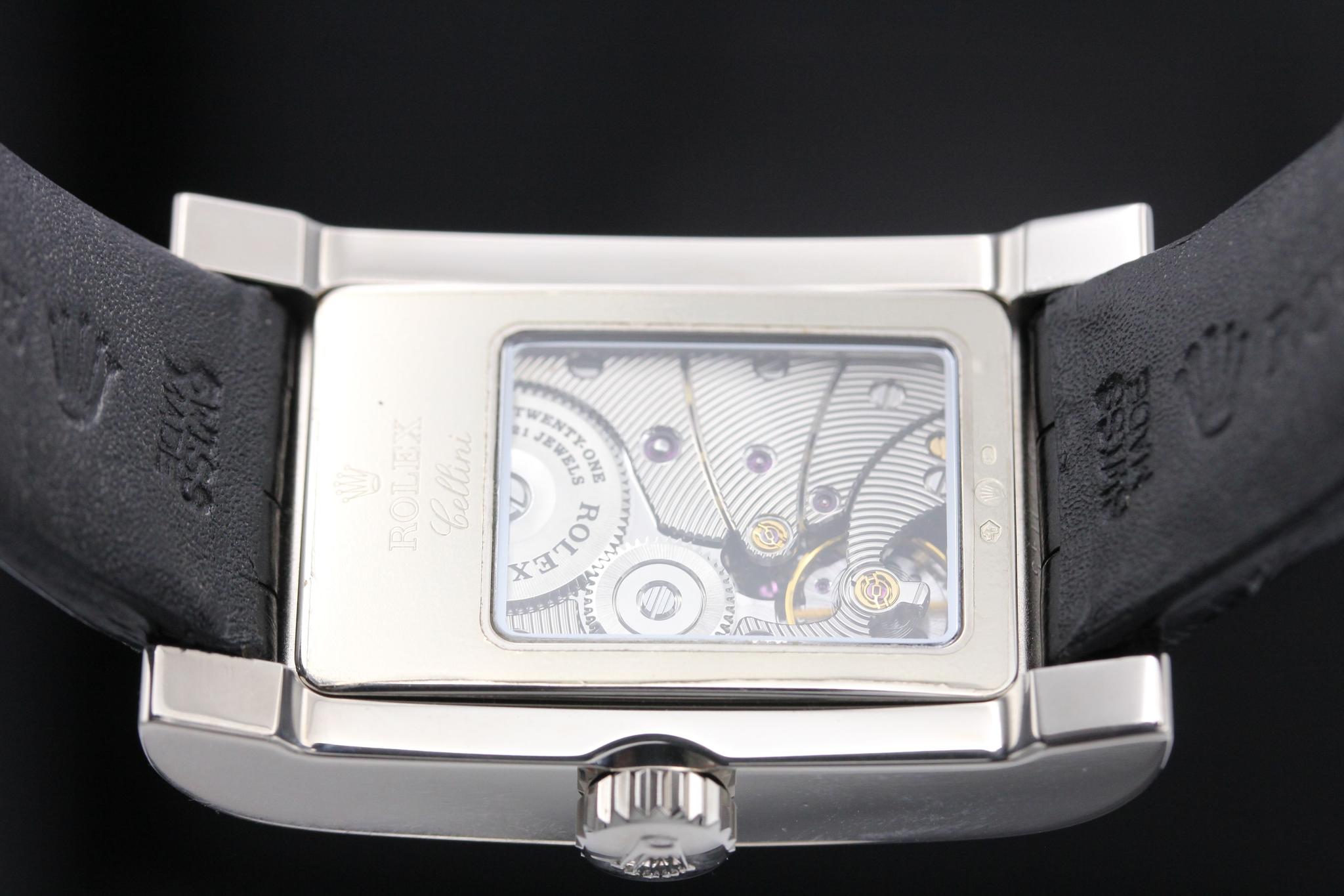 Watch Image 7