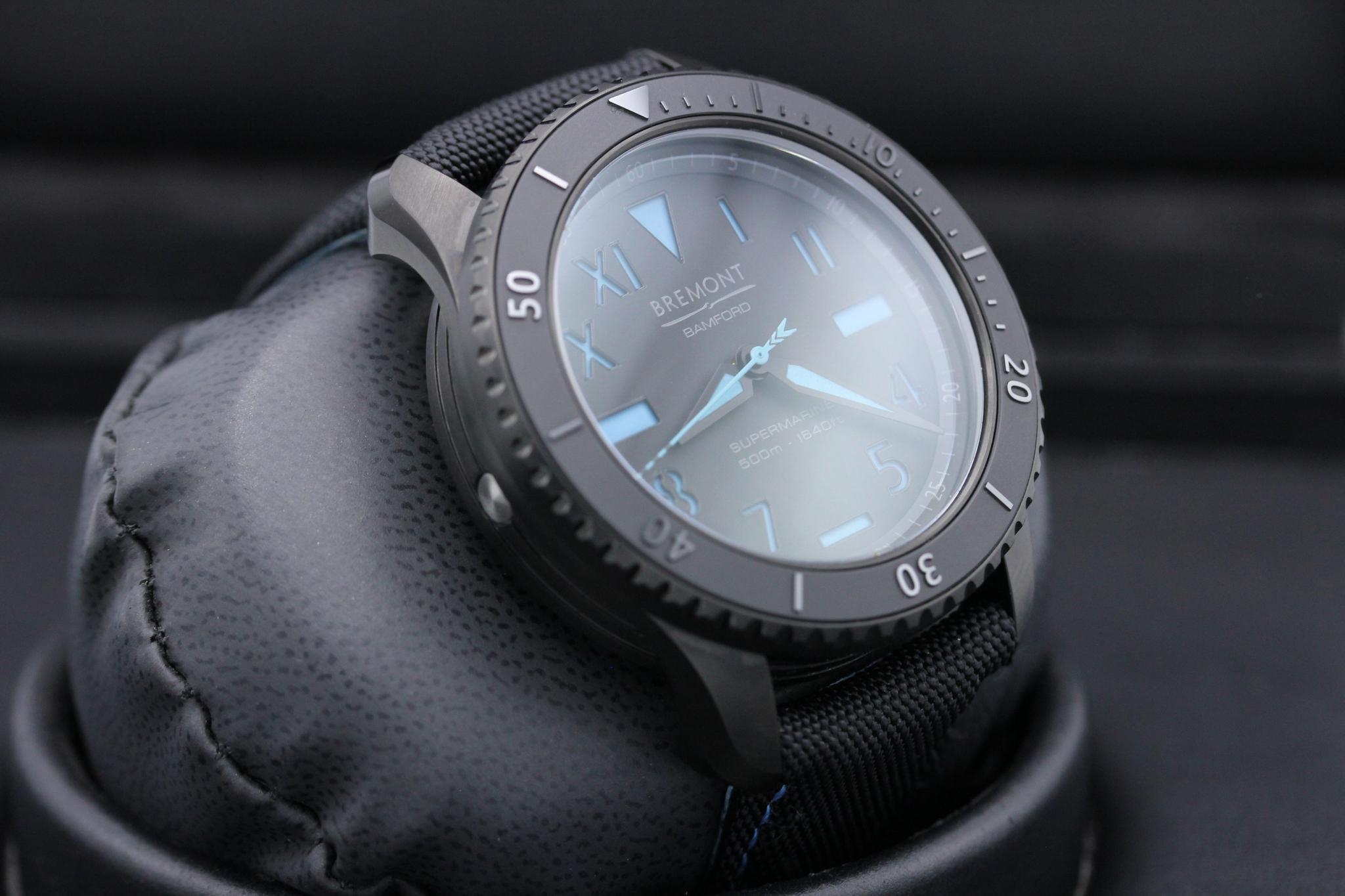 Watch Image 10