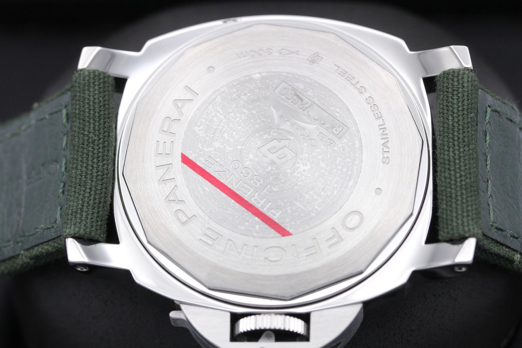 Watch Image 7