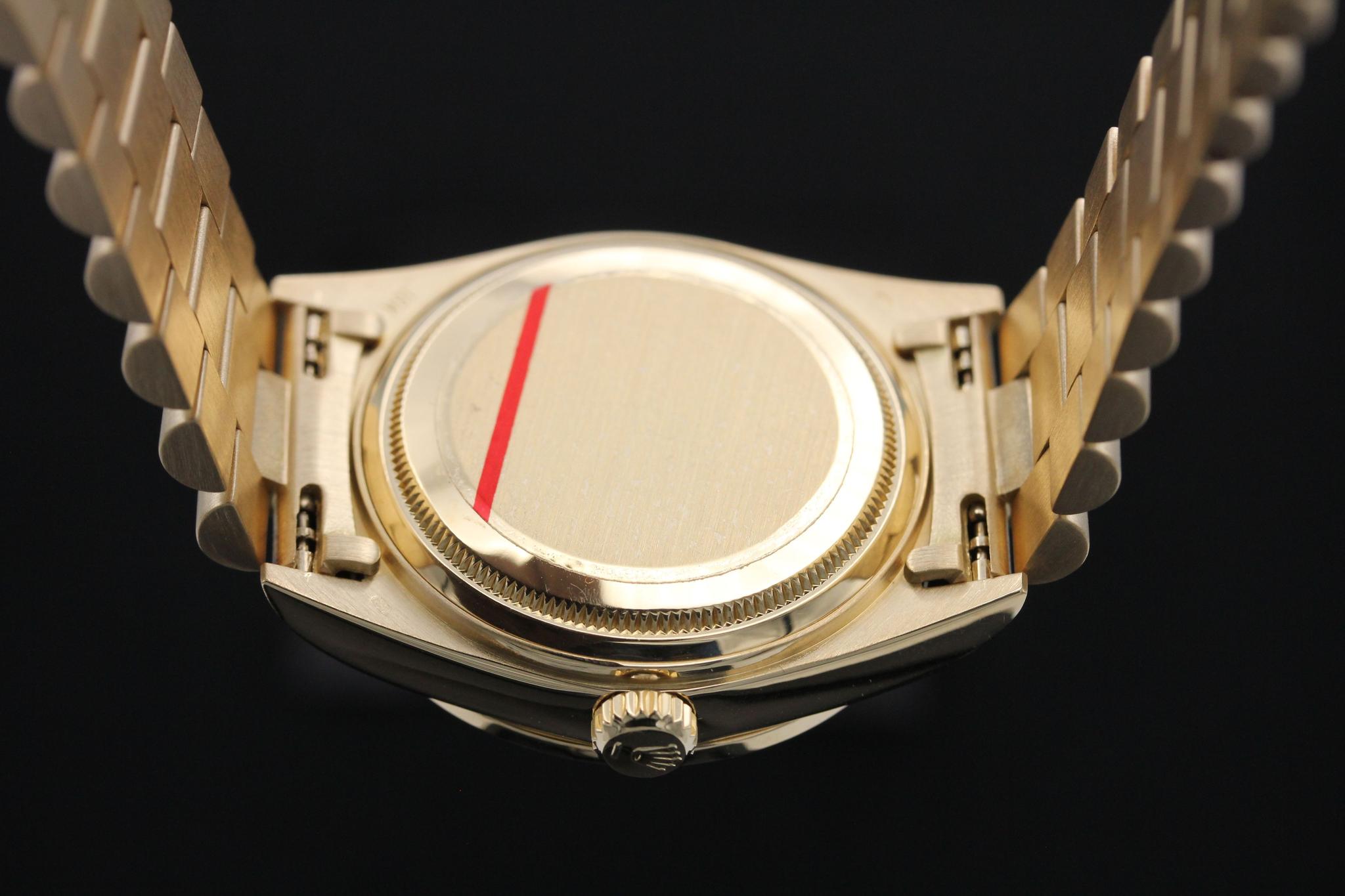 Watch Image 7