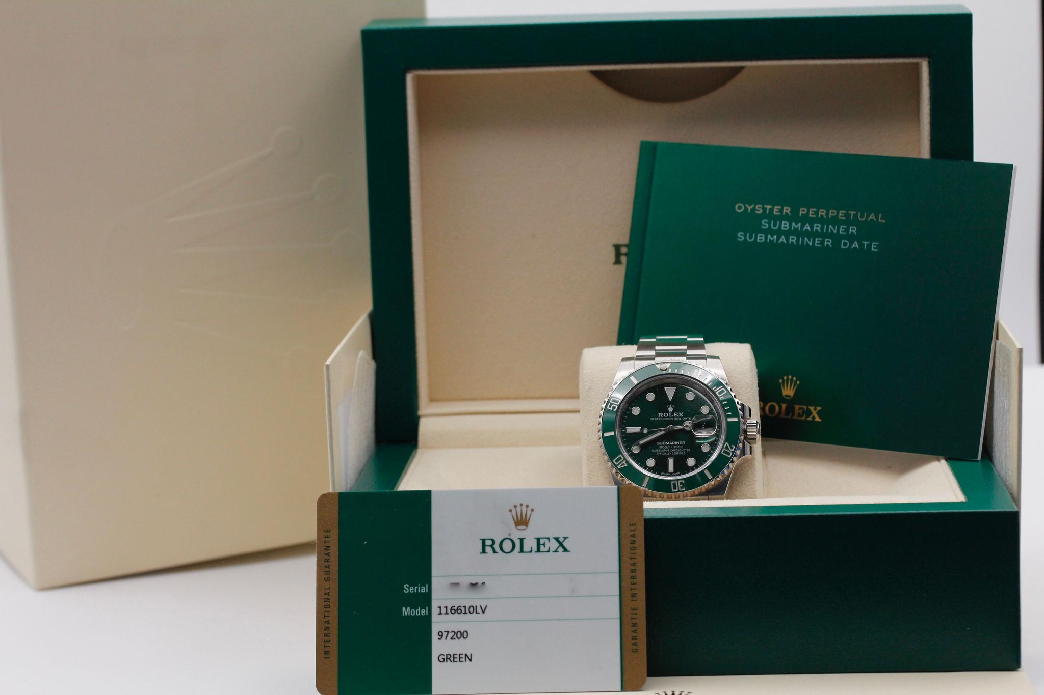 Watch Rolex Submariner Date  Oyster Perpetual 116610 LV / 97200 Steel -  Green Cerachrom Bezel