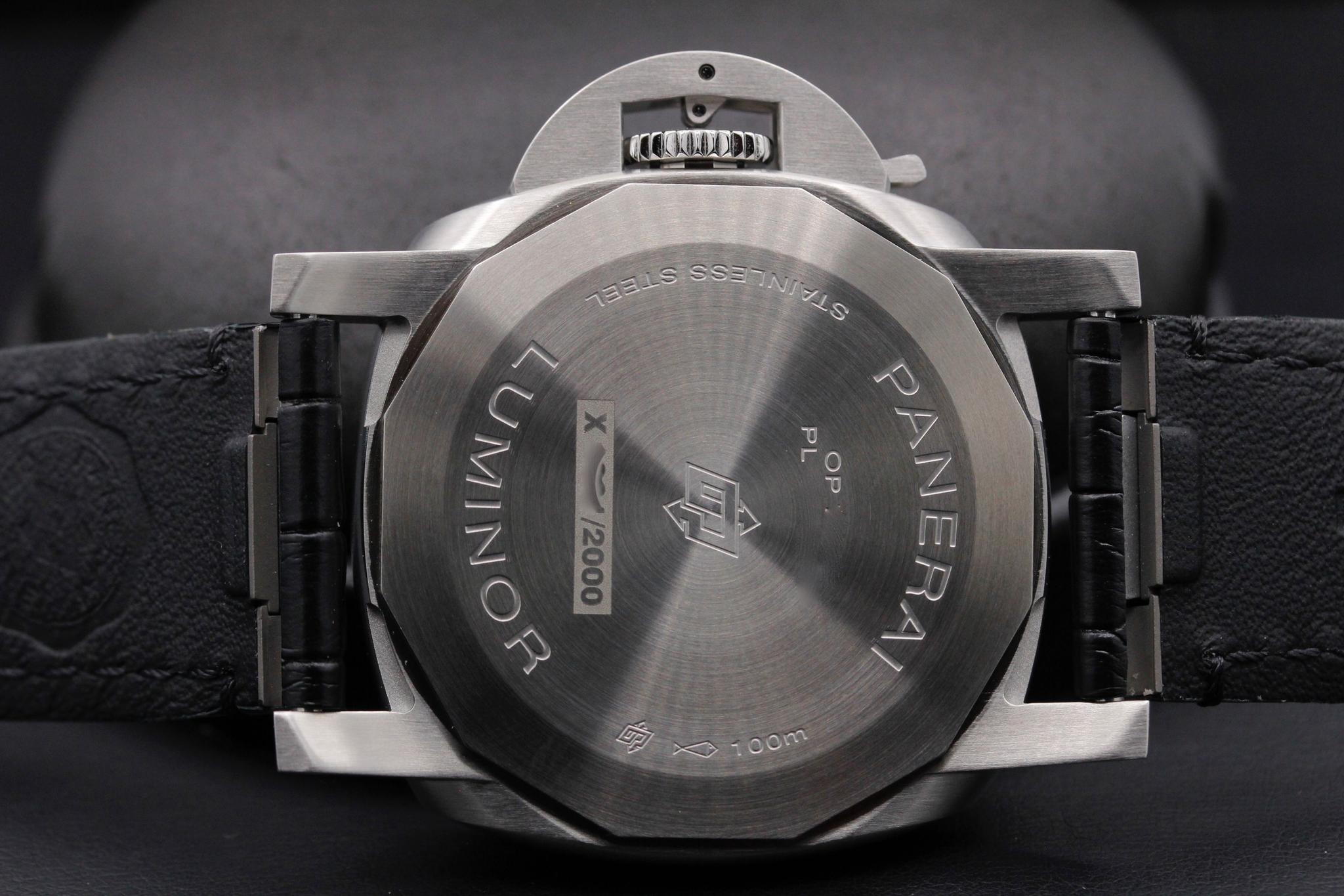 Watch Image 7