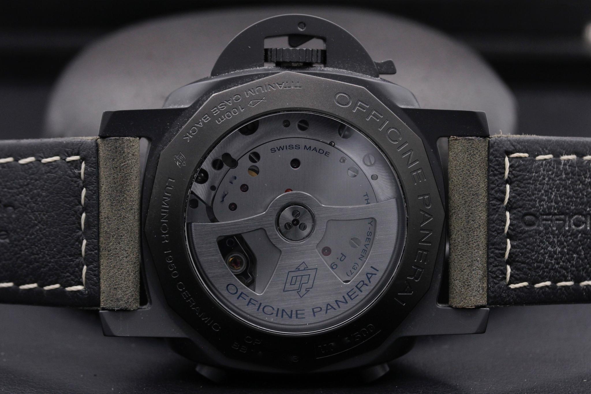 Watch Image 7