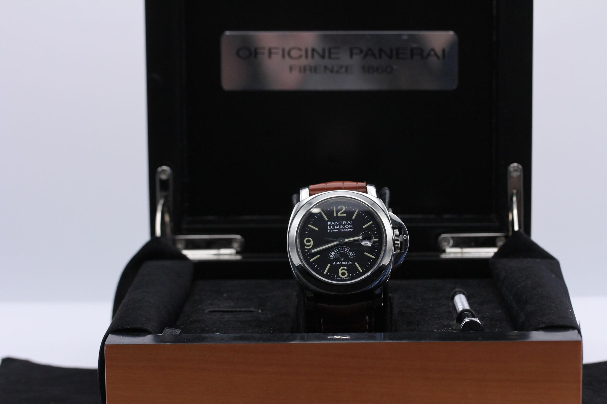 Pre Owned Panerai Luminor Marina Power Reserve