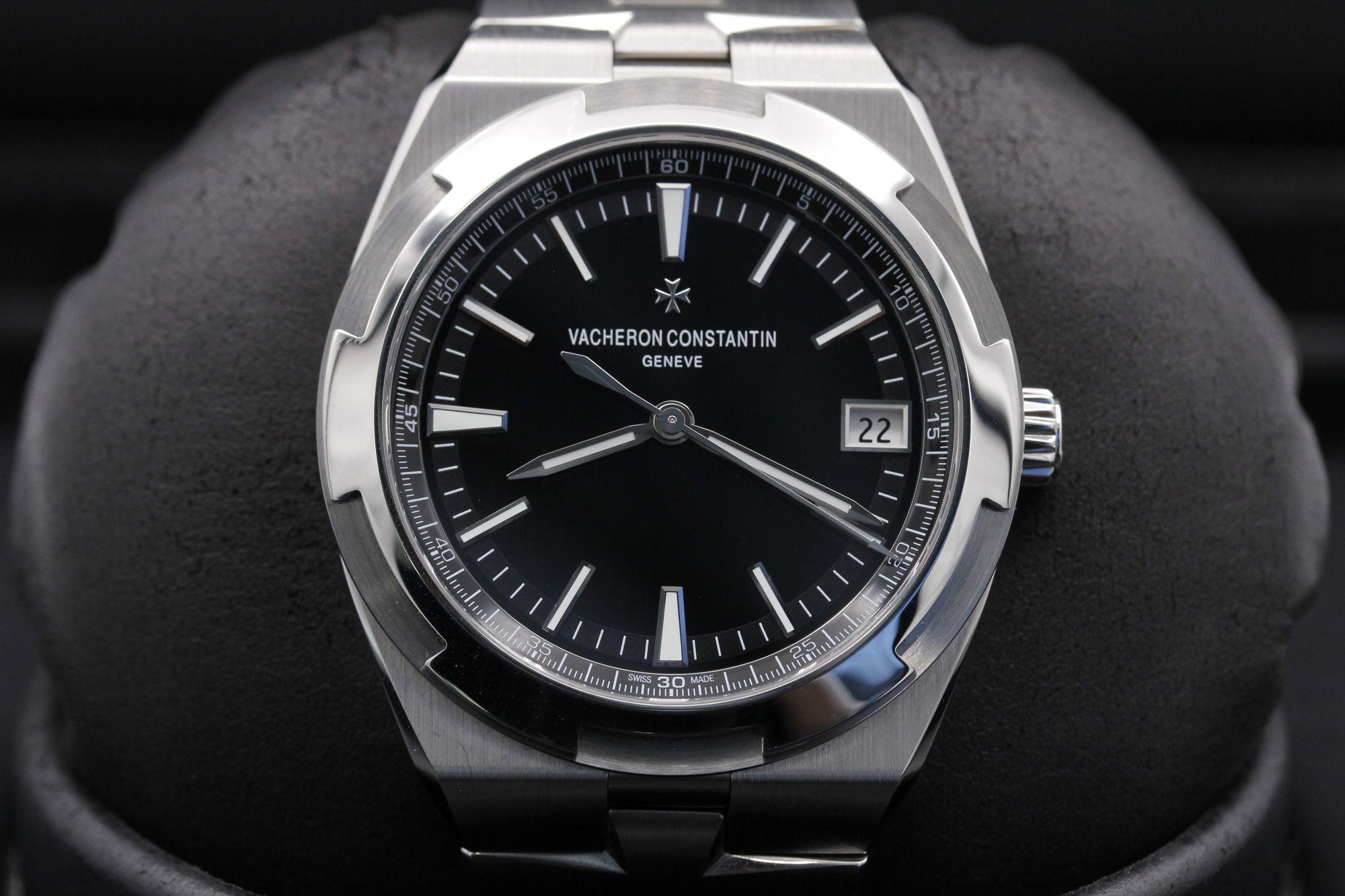 Pre-Owned Vacheron Constantin Overseas Black Dial Watch (2022)