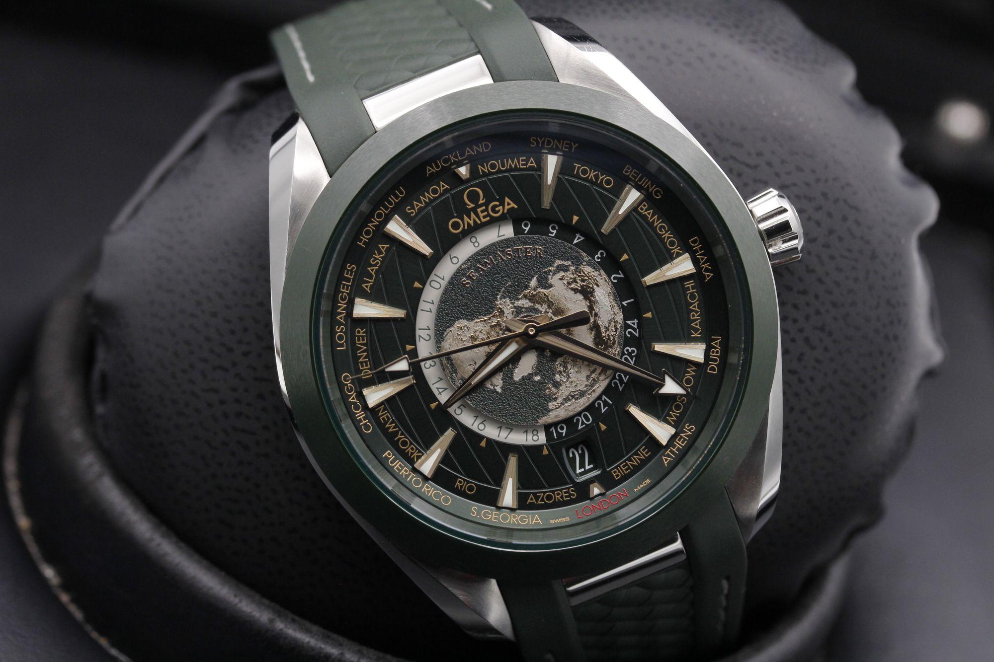 Watch Image 10