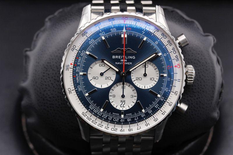 Breitling Navitimer B01 Chronograph AB0137