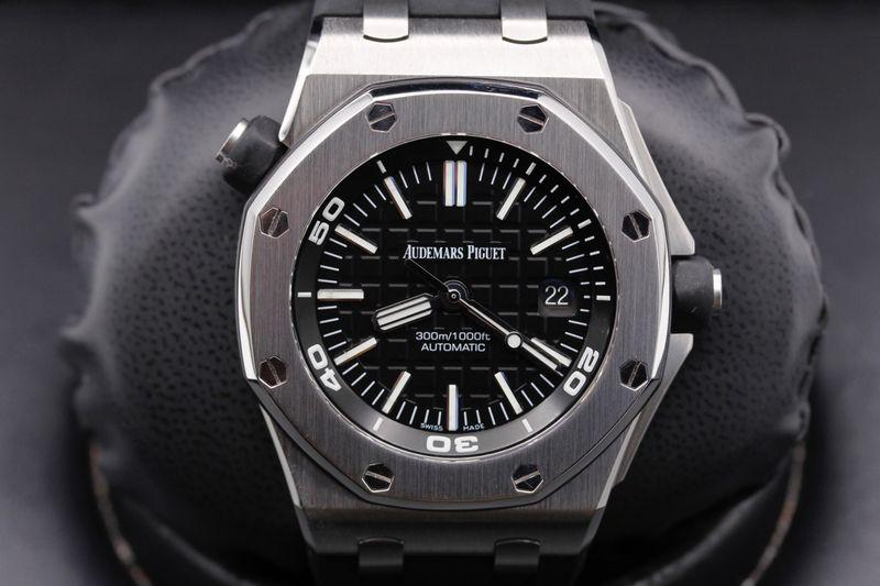 Audemars Piguet Royal Oak Offshore Diver 15710ST.OO.A002CA.01