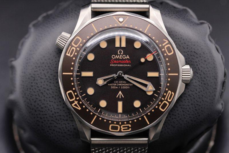 Omega Seamaster "James Bond 007" 210.90.42.20.01.001