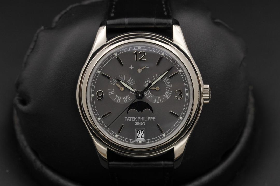 Patek Philippe Annual Calendar 5146g