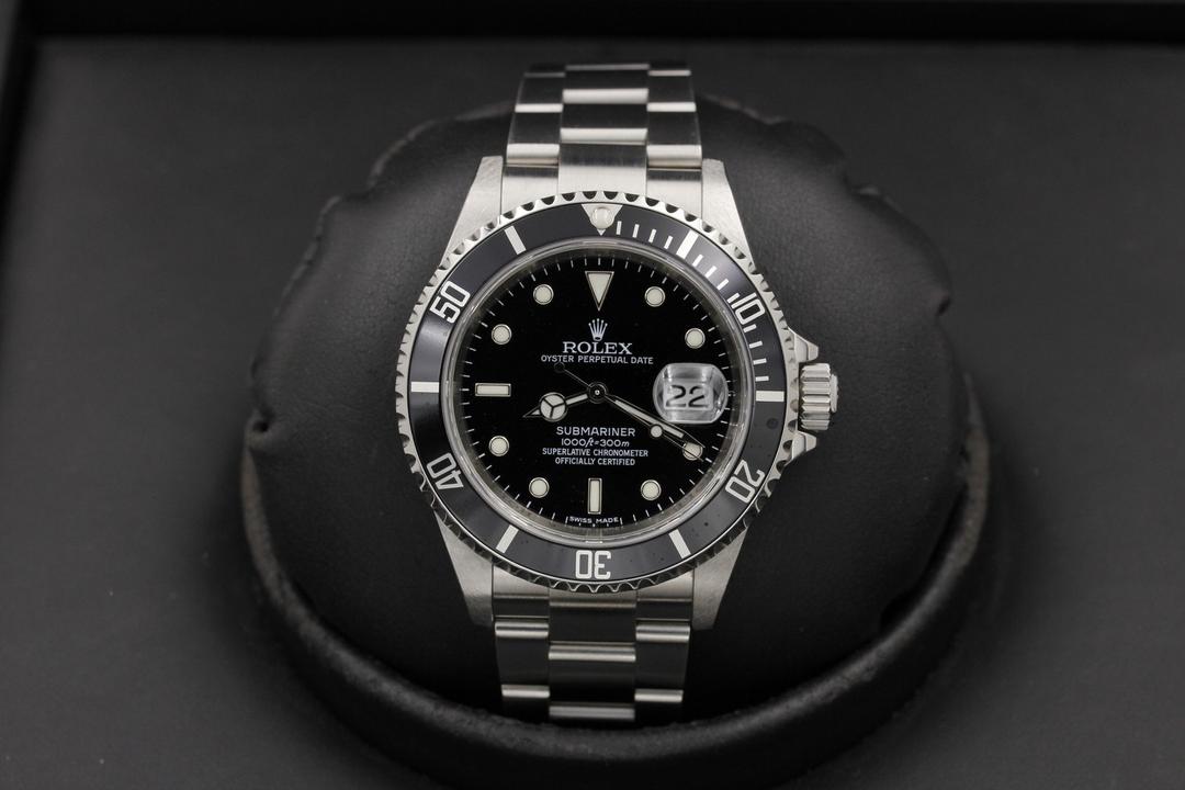 Rolex Submariner 16610