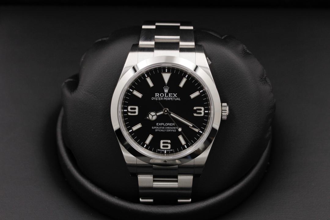 Rolex Explorer 1 214270